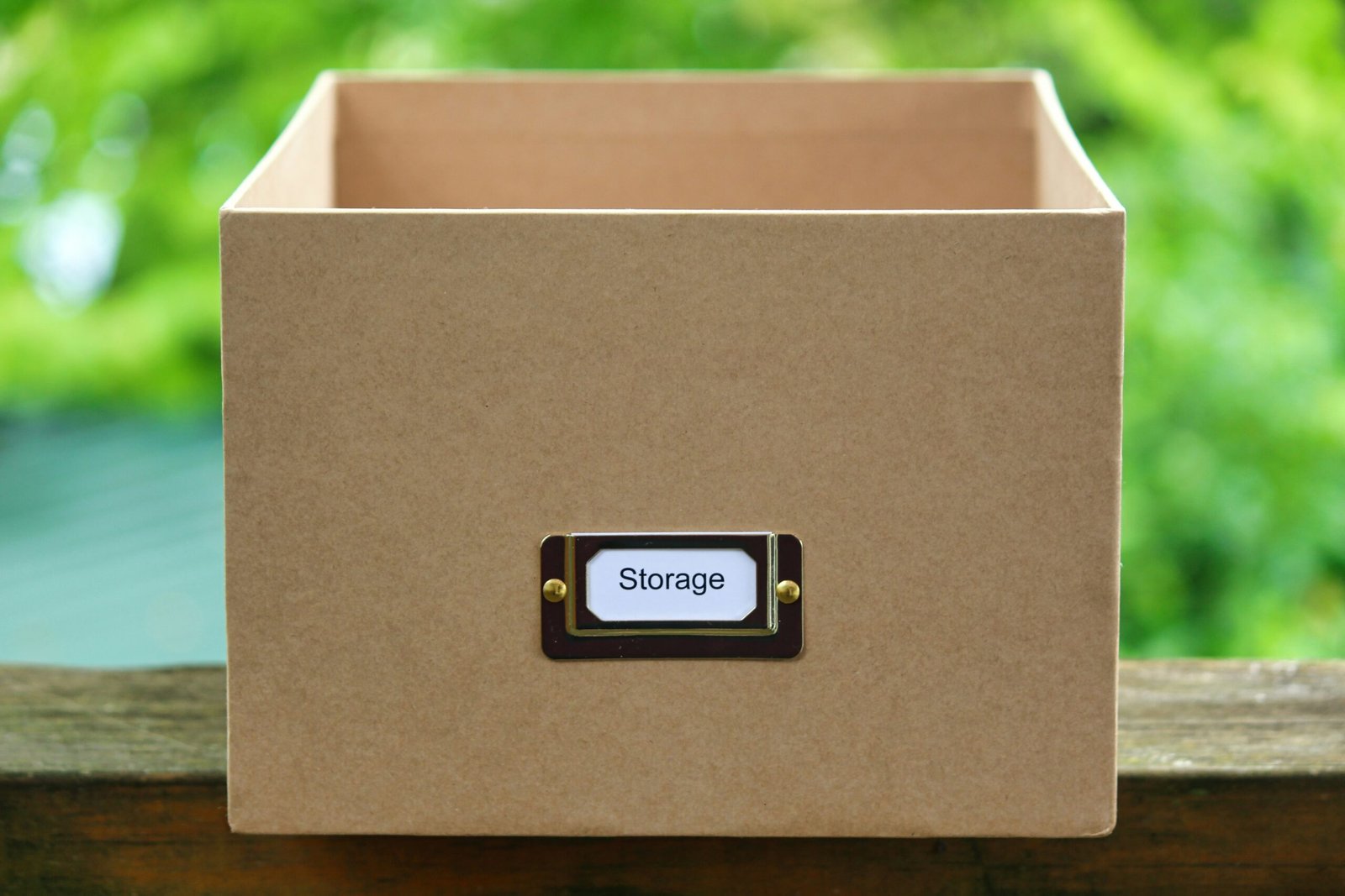 Maximize Space with Efficient Box Storage Solutions